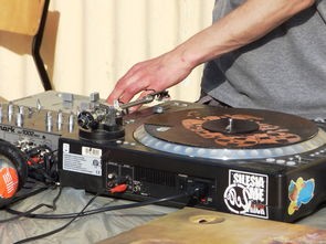 (手机上电影怎样在电视播放)怎样电影在手机上