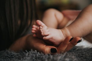 (胎儿怎么看腿长不长)探讨腿长标准的多元视角，从审美到健康