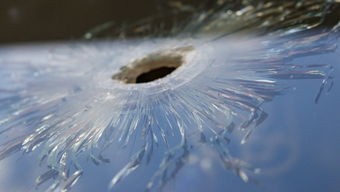 (疯狂黑洞入侵是第几集)疯狂黑洞入侵，一场跨越时空的宇宙冒险