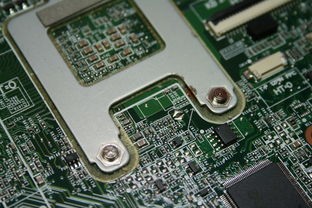(电源线怎么接主板)电源线的正确连接是确保电器设备安全运行的重要环节。本文将从电源线的连接方法、注意事项、常见问题等多个角度进行分析和介绍，以帮助读者更好地理解和掌握电源线的连接技巧。