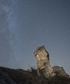 (深渊的拼音怎么写)深渊，探索未知世界的神秘之地